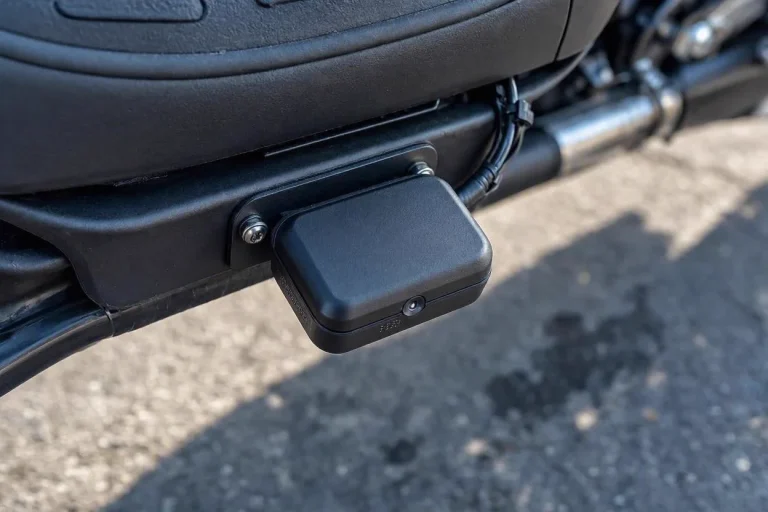 Lee más sobre el artículo Mejor localizador GPS para moto 2026: guía antirrobo